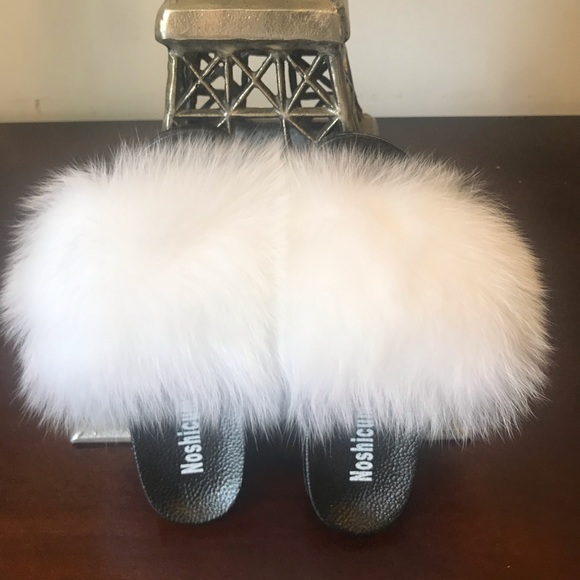 100% Raccoon Fur Slides - Picture 7 of 9
